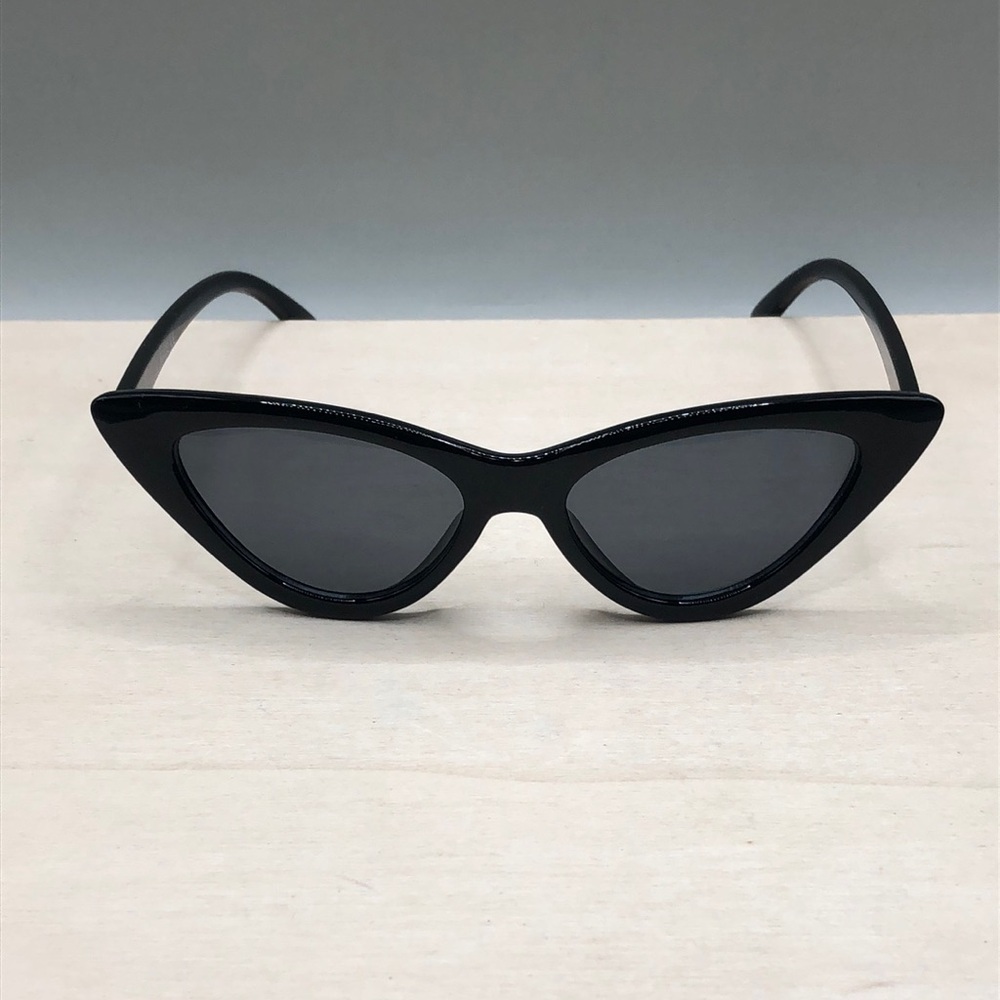 SOJOS Retro Vintage Style Narrow Cat Eye Sunglasses for Women Black